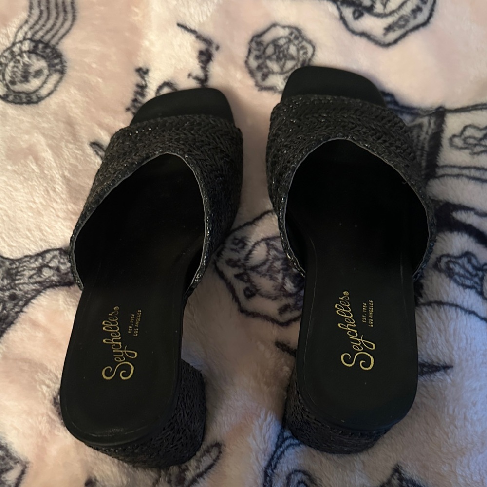 Seychelles Black Textured Mules